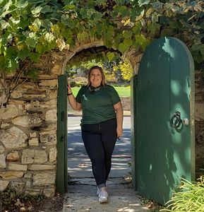 Meet your Posher, Nicole